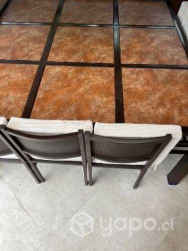 Comedor de terraza para 12 personas muy buen estad