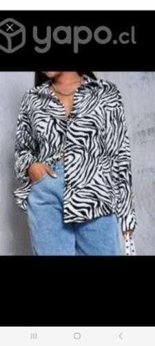 Blusa cebra nueva