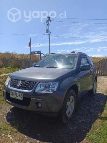 Suzuki grand vitara 2011