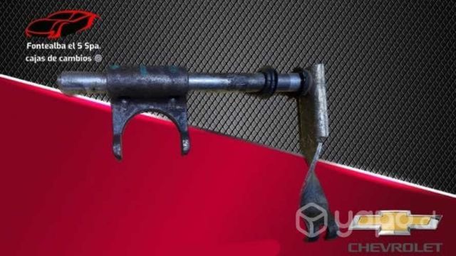 Cajas de cambio y repuestos , horquilla sail