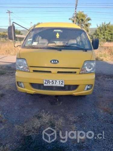 Vendo Kia Besta en muy buen estado