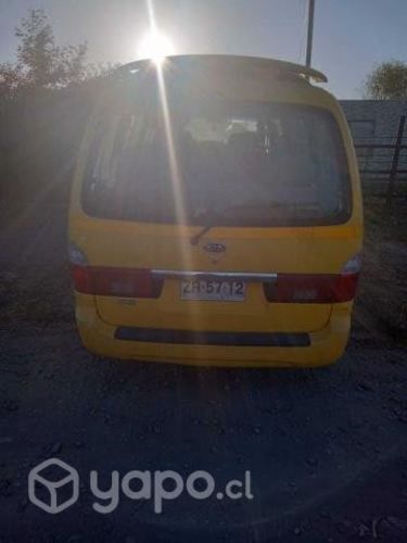 Vendo Kia Besta en muy buen estado