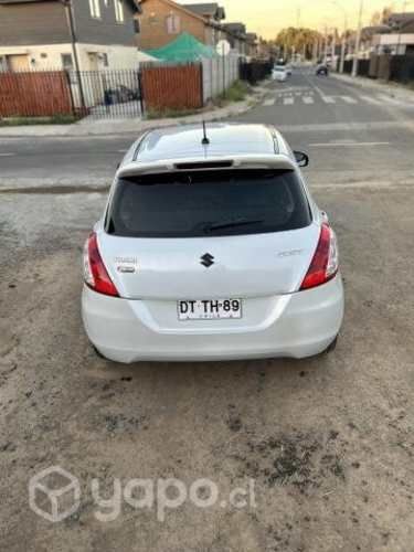 Suzuki Swift FULL 2012