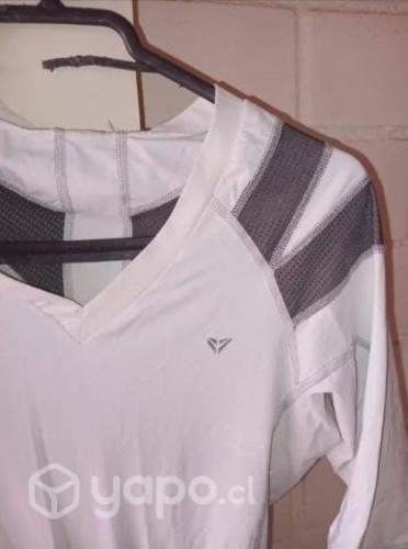 Polera compresión blanca