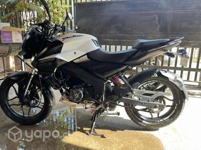 Pulsar NS160