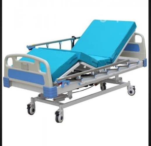 Cama clinica electrica marca mibi