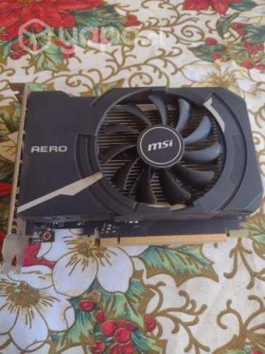 Fuente de poder nueva y tarjeta grafica