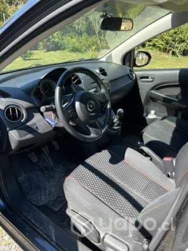 Mazda dos excelente estado