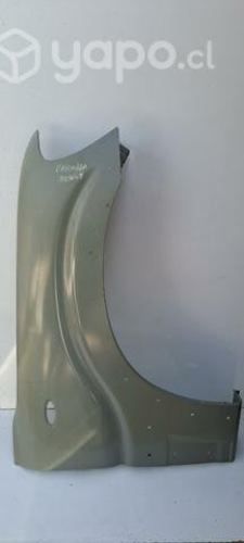 Tapabarro derecho mahindra pick up