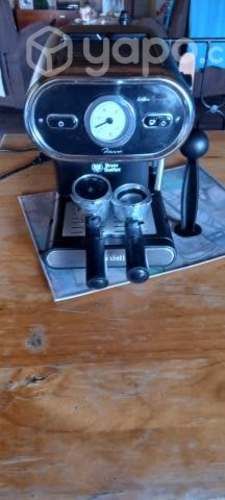 Cafetera café molido y cápsulas