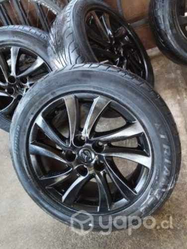 Llantas mazda