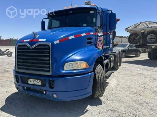 Venta camión MACK 2015