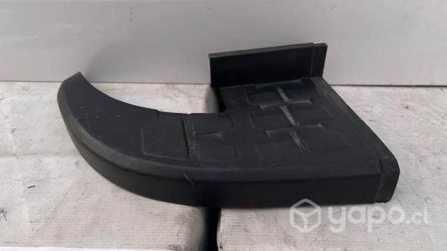 Moldura corner izquierdo parachoque trasero chevro