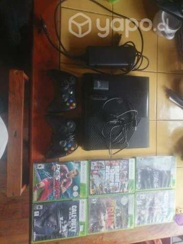 Xbox 360 con 6 juegos