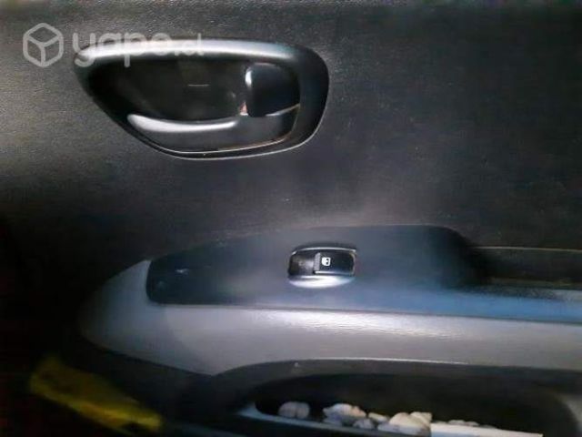 Vendo buen estado HYUNDAI 1.1 2010