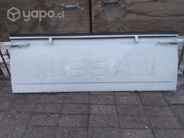 Portalón Nissan Terrano 2010