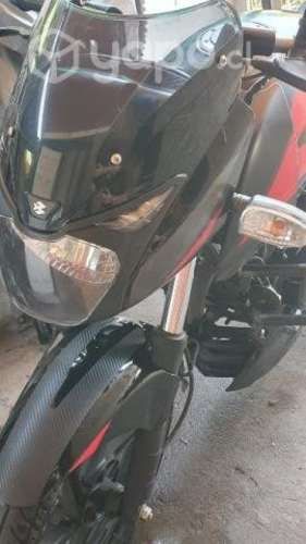 Moto bajaj pulsar td 150