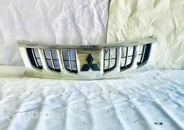 Máscara parachoque mitsubishi l200