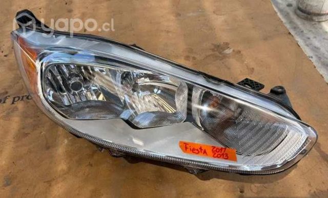 Optico derecho ford fiesta 2011-2013