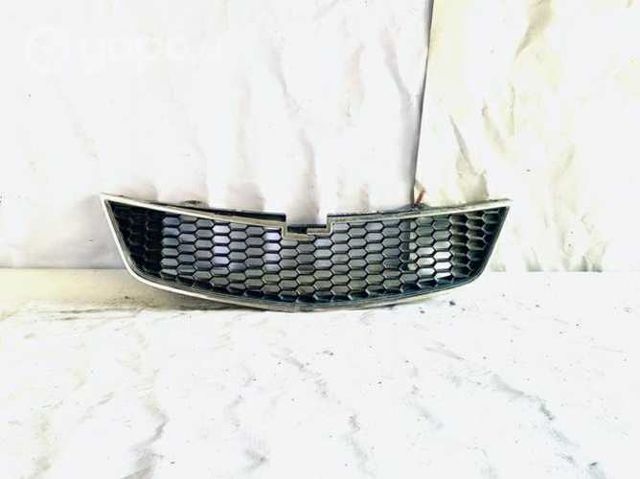 Máscara rejilla parachoque chevrolet spark gt