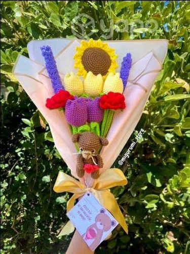 Ramo tejido a crochet grande San Valentín