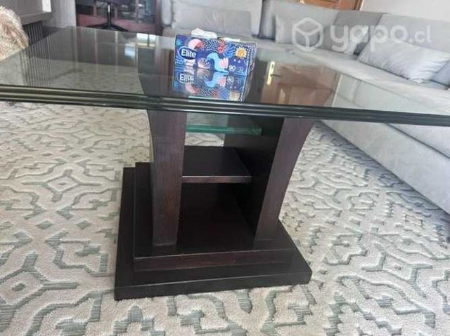 Mes de Centro enchapado en madera