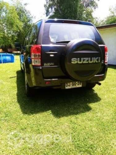 Vendo suzuki grand nomade 2.4 2011