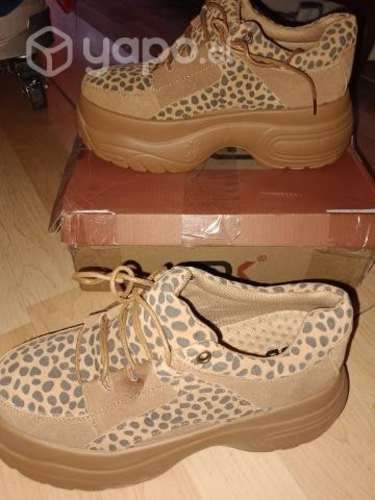Hermosas Zapatillas animal print