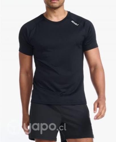 Polera running - negra talla l - marca 2xu