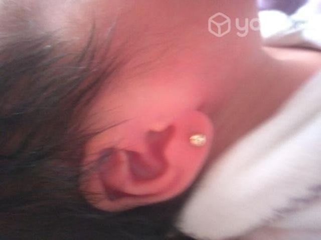 Aros de oro ideal para recién nacidos