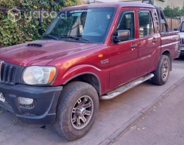 Camioneta mahindra 4x4