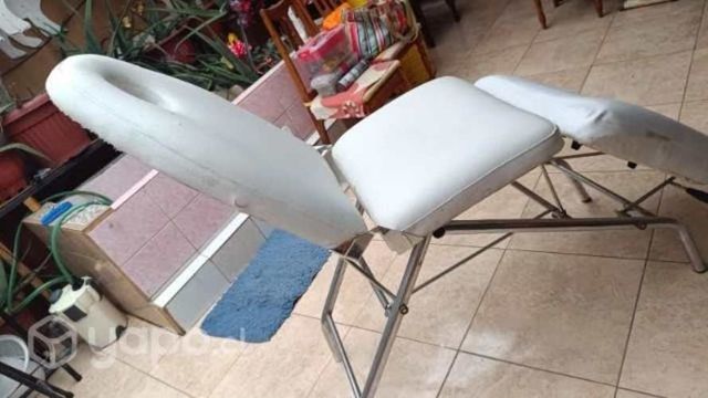 Camilla de masaje facial