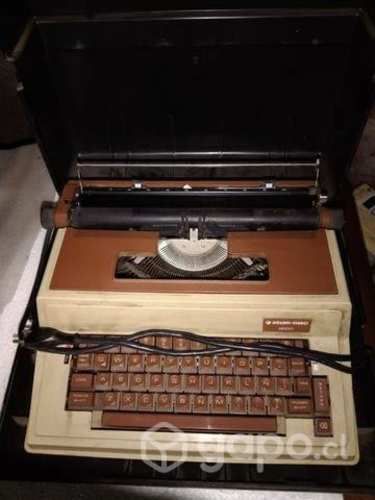 Máquina de escribir antigua excelente estado