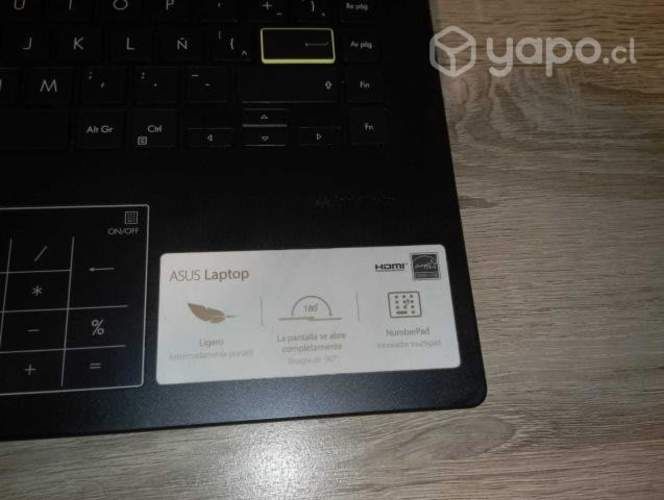 Laptop ASUS E410K Casi nuevo