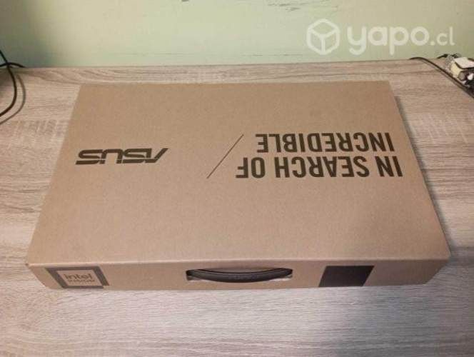 Laptop ASUS E410K Casi nuevo