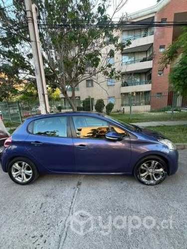 Peugeot 208 2015