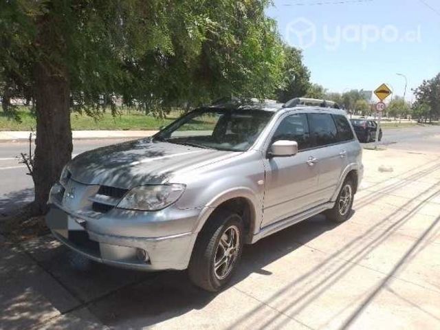 MITSUBISHI outlander 2009
