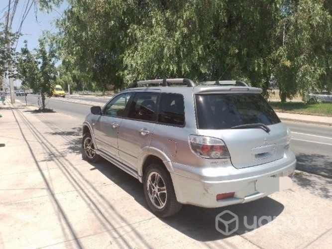 MITSUBISHI outlander 2009