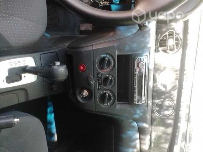 MITSUBISHI outlander 2009