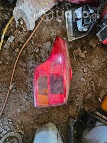 Foco trasero toyota rav 4 2014