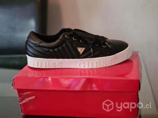 Lindas zapatillas guess originales
