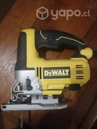 Sierra caladora 500w Dewalt