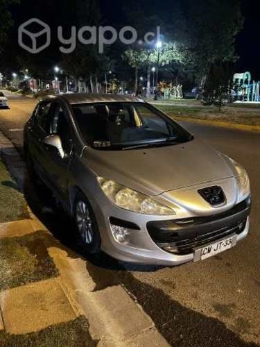 Se vende Peugeot 308 2011