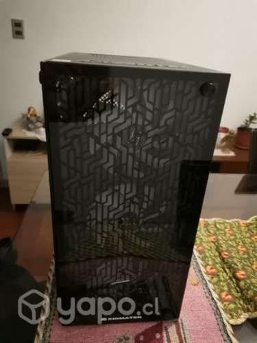 Computador gamer conversable