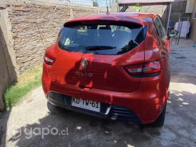 Renault clio 1.2 con AC