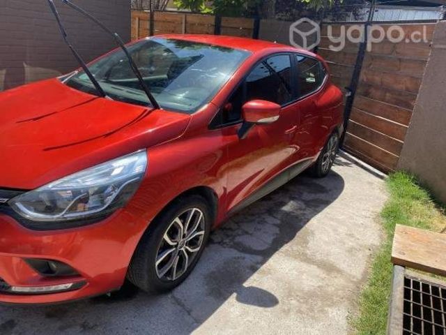 Renault clio 1.2 con AC