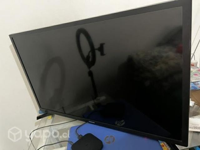 TV Samsung 32 como nuevo. Roku incluido