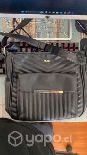 cartera de mujer secret