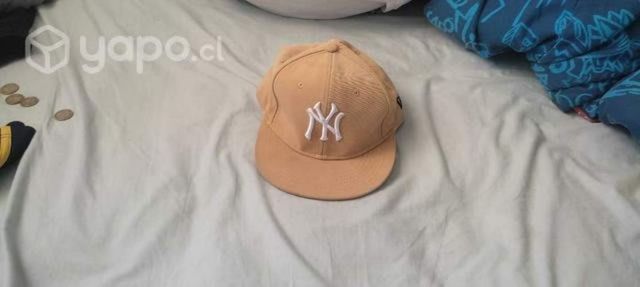 Ropa (shorts,jens,buzo ancho y gorro)