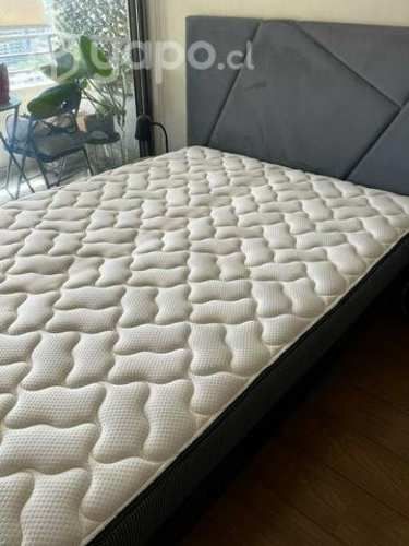 Cama de 2 plazas + Respaldo